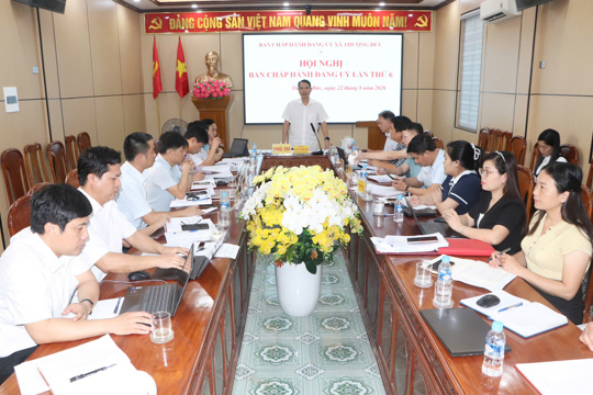 Xã Thượng Đức tổ chức Hội nghị Ban Thường vụ, Ban Chấp hành Đảng ủy để nghe và cho ý kiến về các nội dung thuộc thẩm quyền.