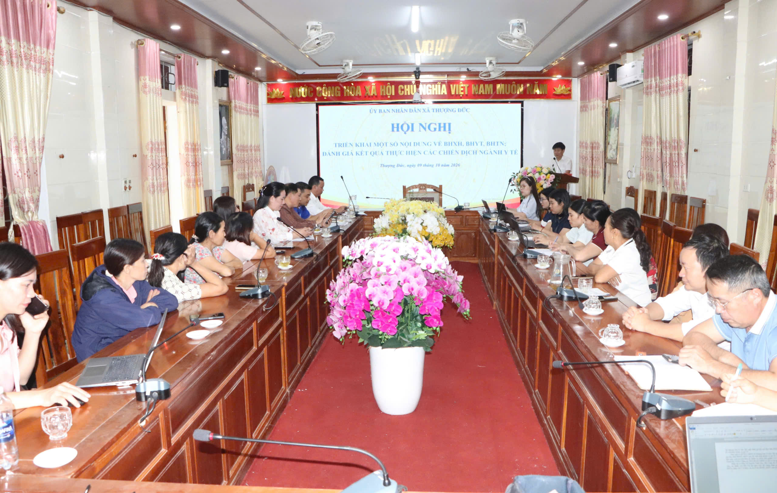Xã Thượng Đức đánh giá kết quả thực hiện chính sách BHXH, BHYT quý III, triển khai nhiệm vụ quý IV năm 2026