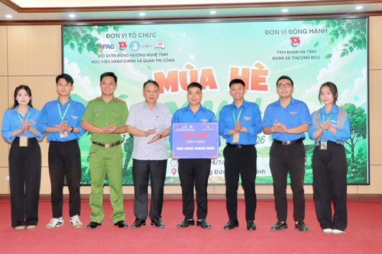 Đoàn xã Thượng Đức phối hợp Đội sinh viên tình nguyện đồng hương Nghệ Tĩnh tổ chức Lễ ra quân Chiến dịch Mùa hè xanh năm 2026. 