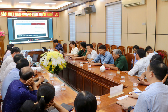 Xã Thượng Đức tham dự Hội nghị trực tuyến Báo cáo viên Trung ương tháng 6/2026.